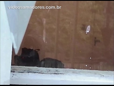 ❤️ مرد شاخدار در حال تماشای دوست دخترش با یک پسر دیگر، بدون اینکه مزاحمتی برای زوج ایجاد کند، یک ویدیوی لعنتی ضبط می کند. ❤❌  ویدیو سکس در ما ❤